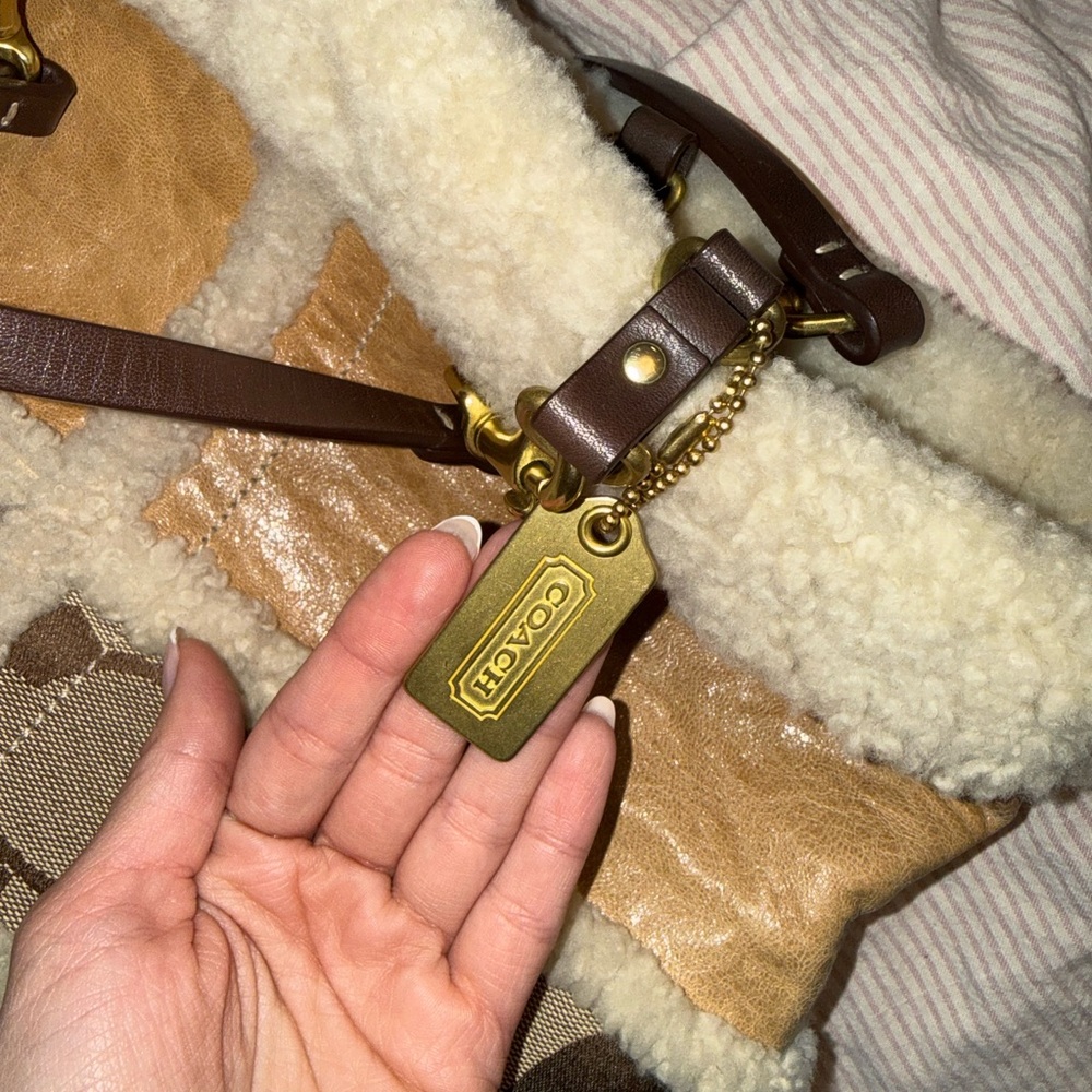 Coach Tan and Cream fur Shoulder Bag - Picture 2 of 9